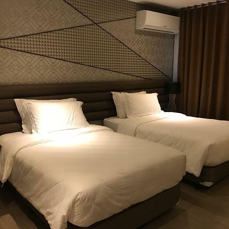 Maxx Hotel Ortigas Pasig City Kültér fotó